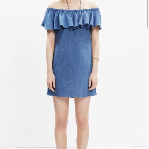 Off-the-shoulder Madewell denim dress - Picture 2 of 5